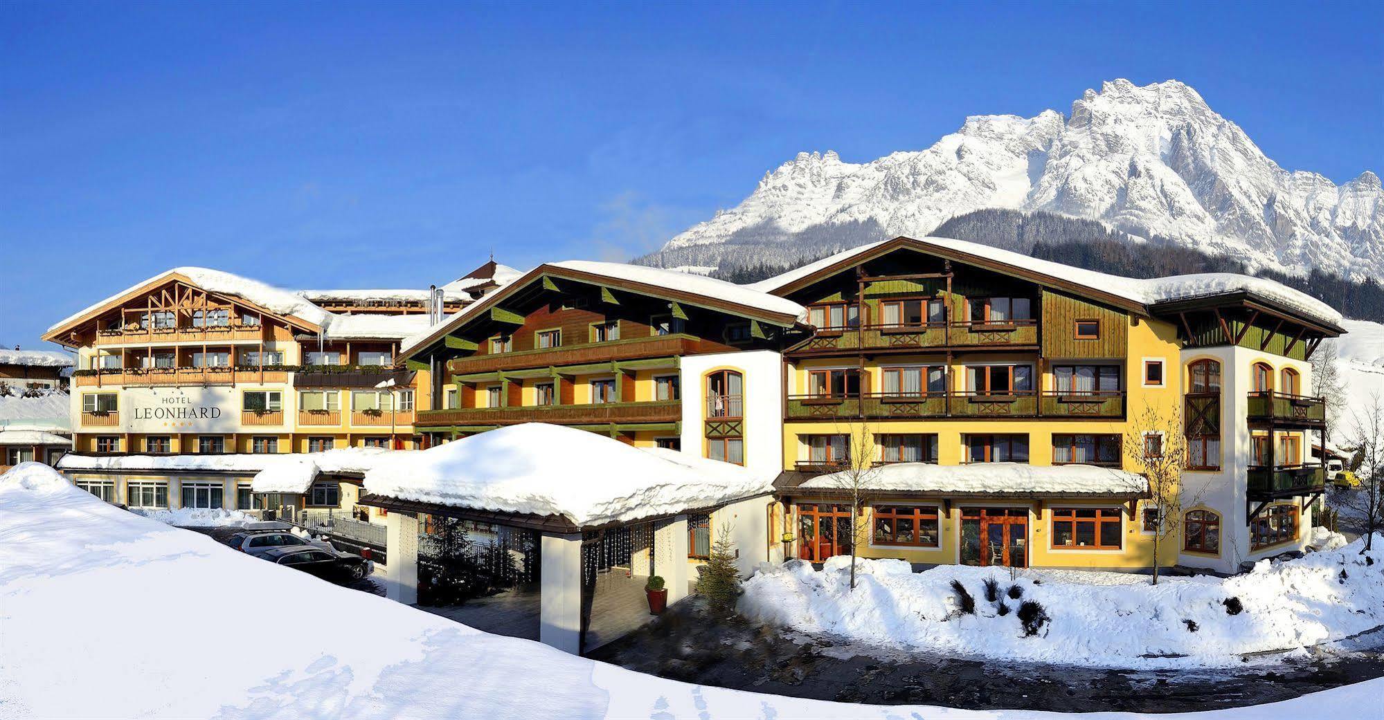 Hotel Leonhard Леоганг Экстерьер фото